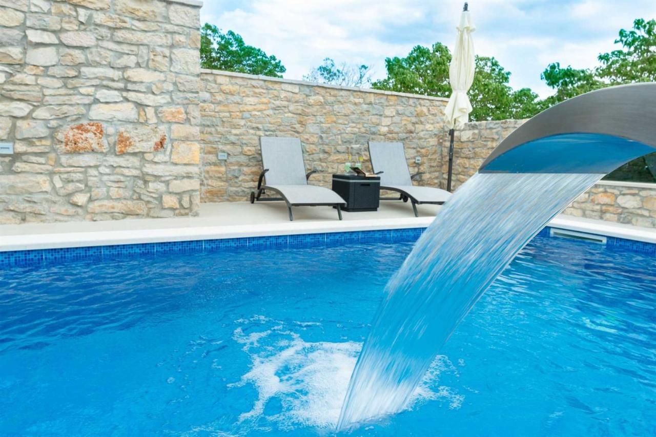 Stone Villa Didovi Snovi With Heated Pool Lisane Ostrovicke Exterior photo