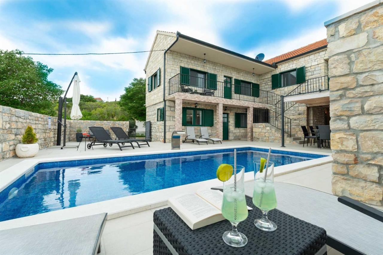 Stone Villa Didovi Snovi With Heated Pool Lisane Ostrovicke Exterior photo