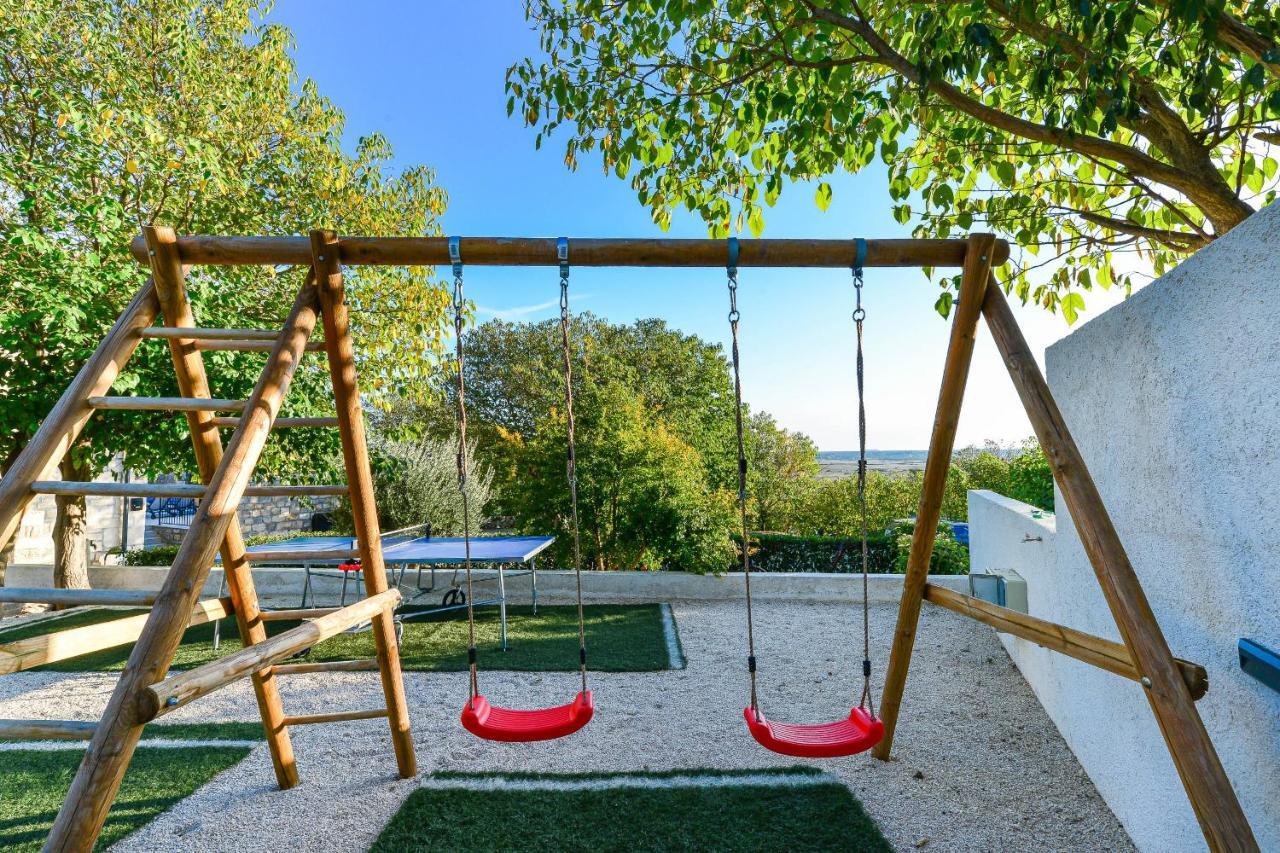 Stone Villa Didovi Snovi With Heated Pool Lisane Ostrovicke Exterior photo
