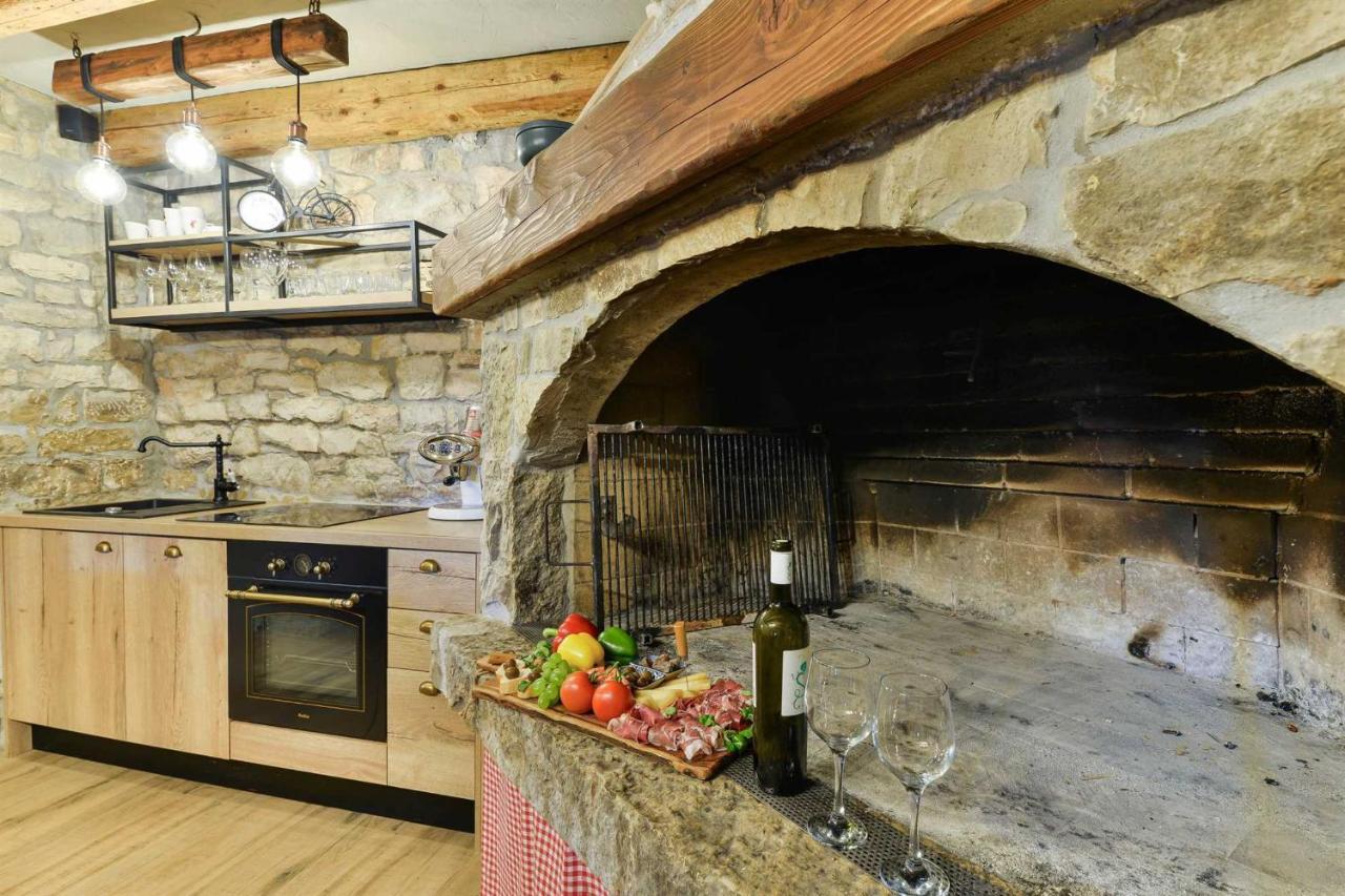 Stone Villa Didovi Snovi With Heated Pool Lisane Ostrovicke Exterior photo